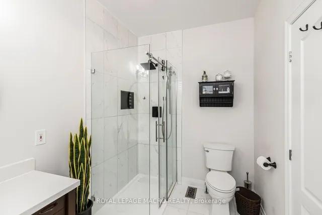 房产图片 24 - 4 Wills Cres