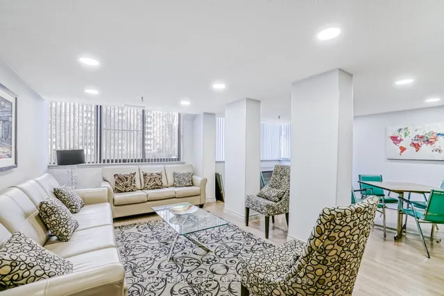 房产图片 26 - 1240 Marlborough Crt 单元606