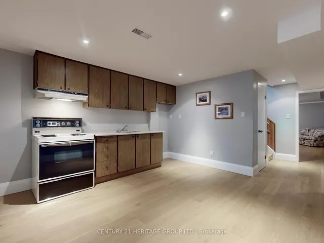 Additional image 19 of 45 Reiber Cres