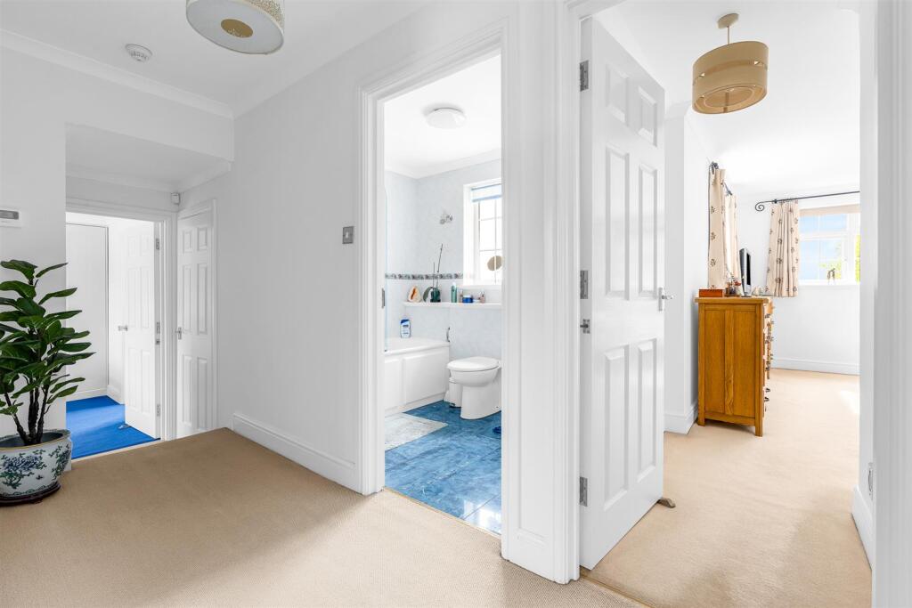 Additional image 30 of Warren Way, Welwyn