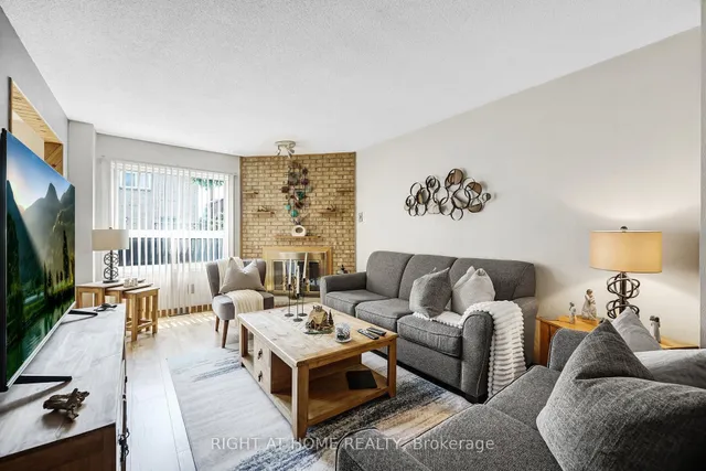 Additional image 9 of 22 Donna Dr