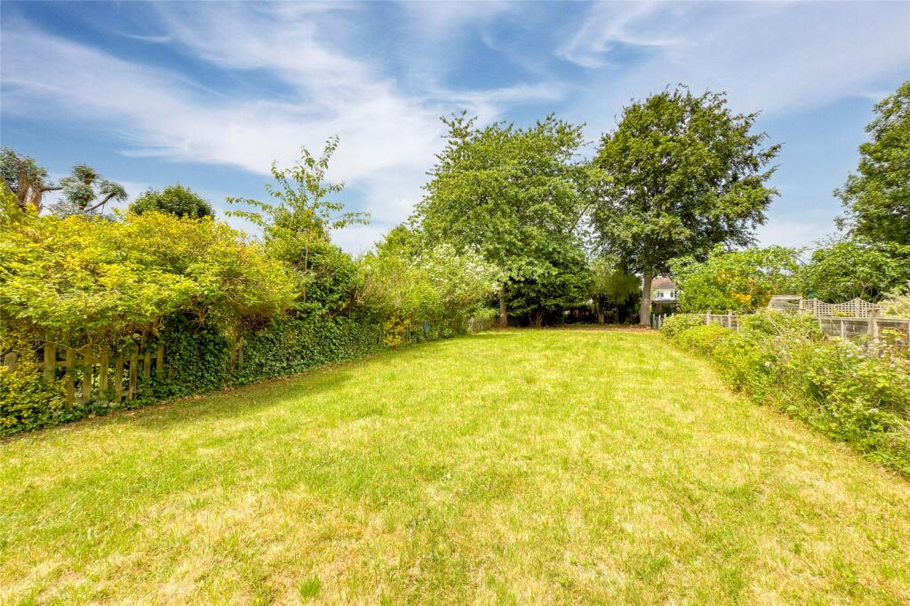 Additional image 3 of Pondfield Crescent, St. Albans, Hertfordshire, AL4