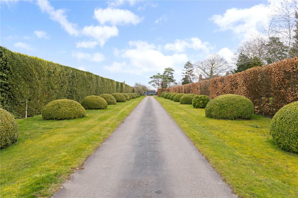 Additional image 13 of Drovers Lane, Wheathampstead, St. Albans, Hertfordshire, AL4