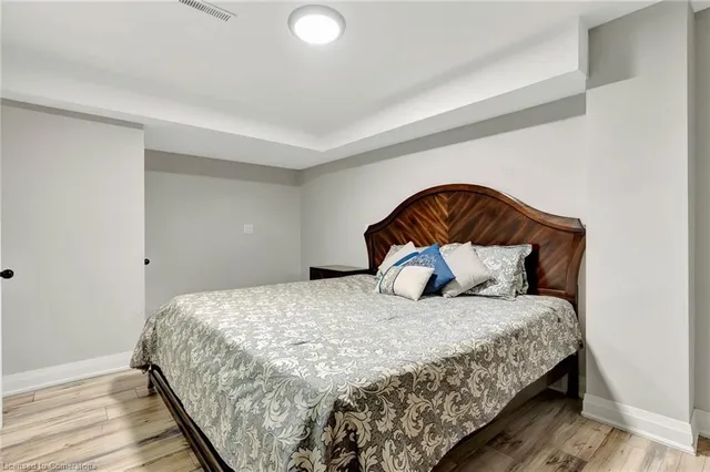 Additional image 38 of 101 Devonglen Dr