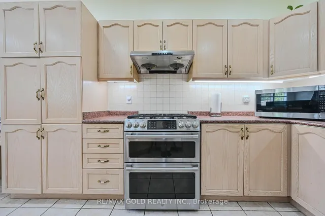 Additional image 16 of 46 Cobblestone Crt