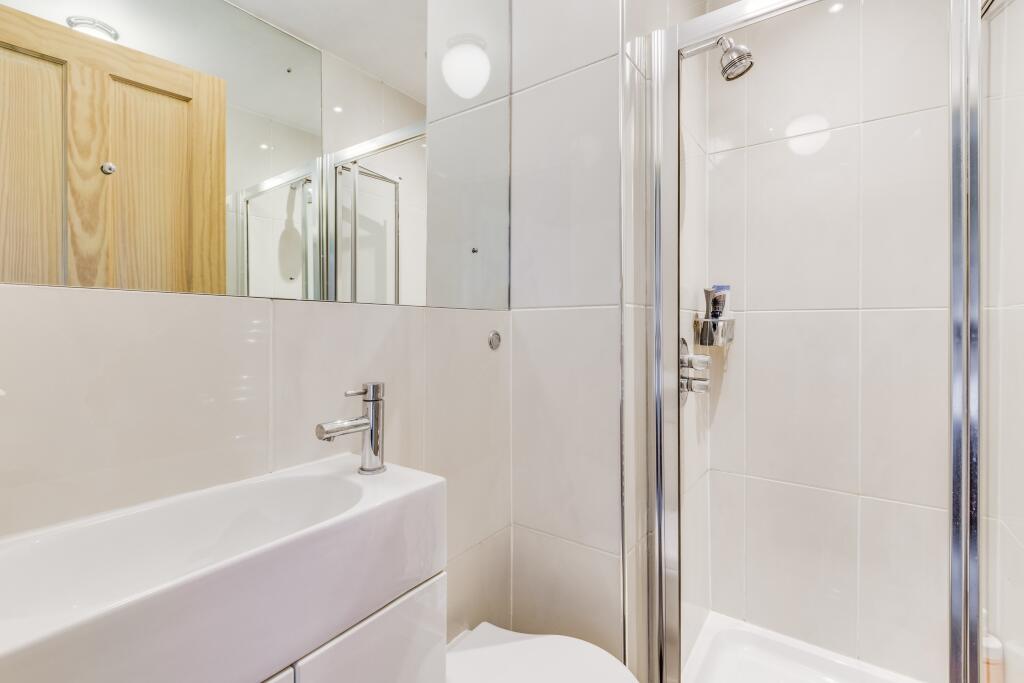 Additional image 21 of Codicote Road, Welwyn, AL6