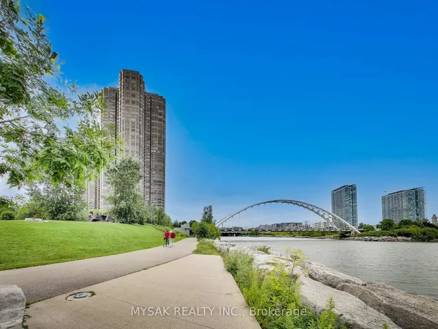 Additional image 14 of 2045 Lake Shore Blvd Unit 4504