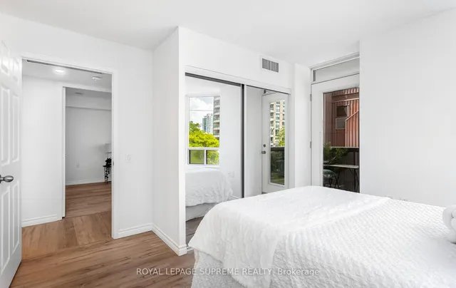 Additional image 31 of 35 Finch Ave Unit 502