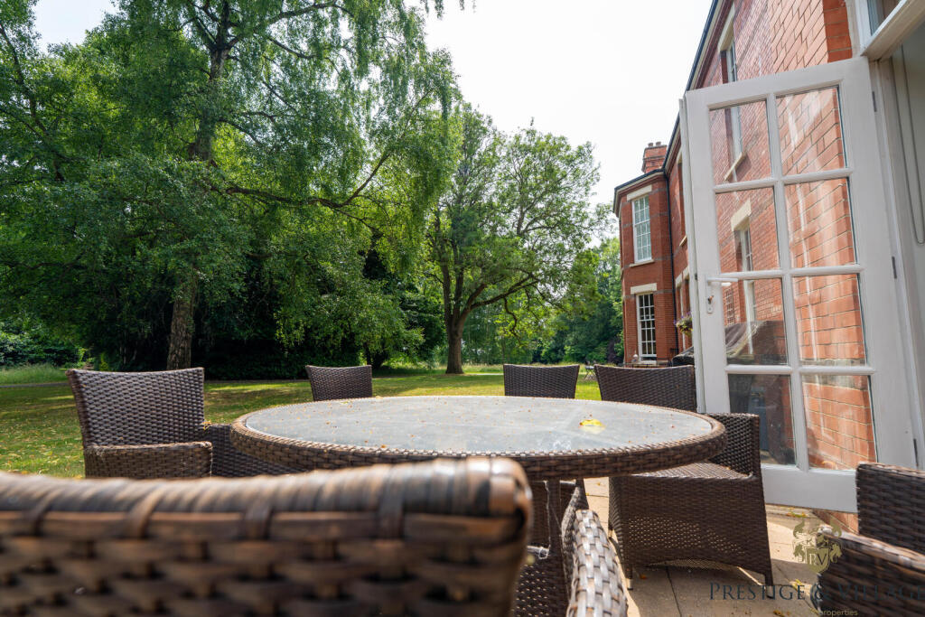Additional image 26 of Beningfield Drive, Napsbury Park