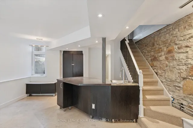 Additional image 40 of 218 Beatrice St