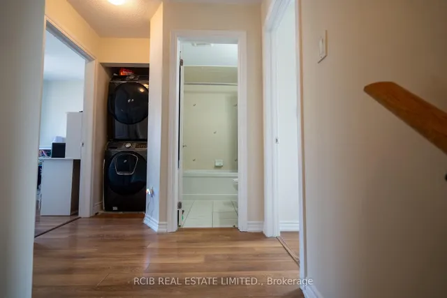 Additional image 19 of 33 Sprucewood Rd