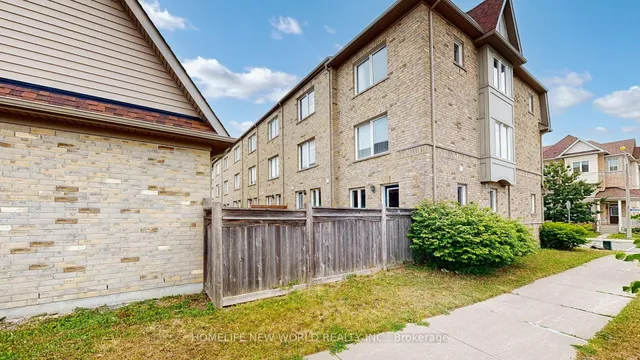 房产图片 47 - 49 Kawneer Terr