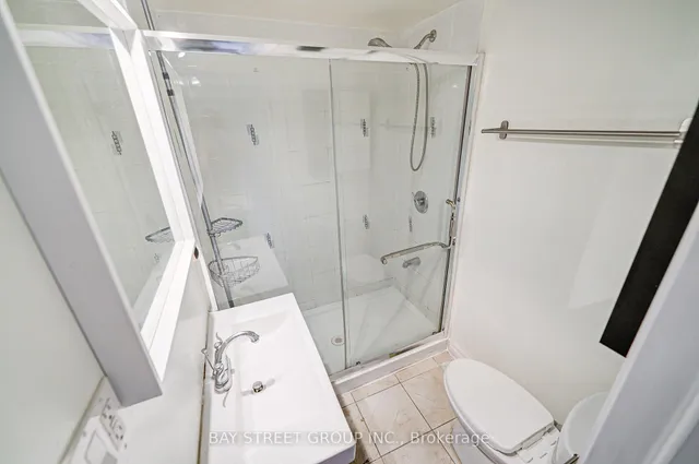 Additional image 20 of 64 Rakewood Cres