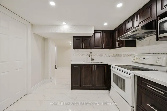 Additional image 28 of 159 Taysham Cres