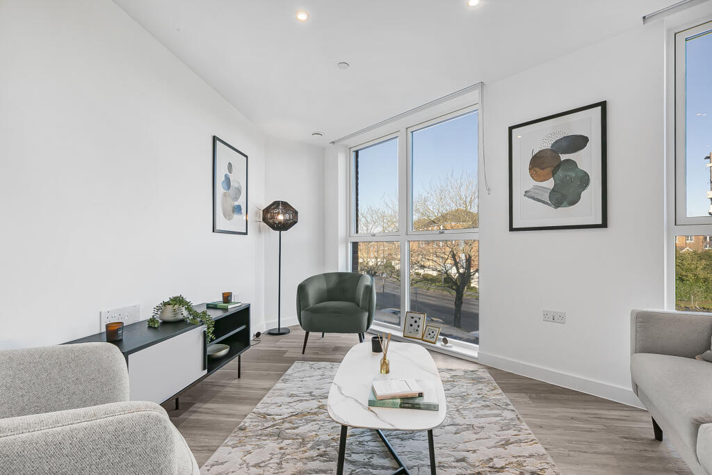 Additional image 8 of Corner House, Town Centre, Hertfordshire, AL10