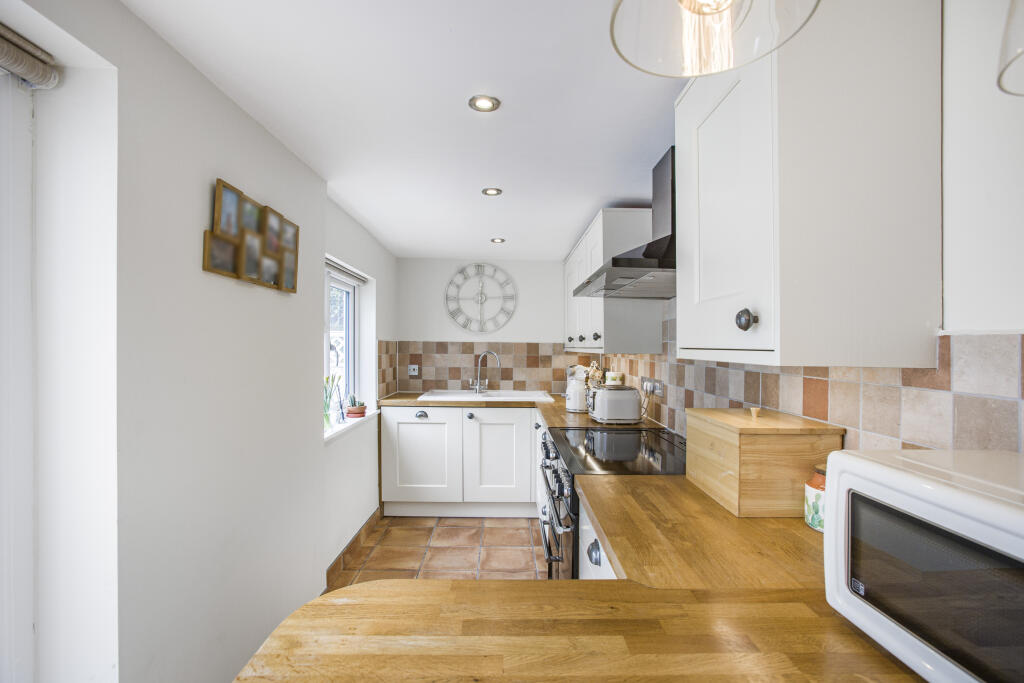 Additional image 5 of Tewin Hill, Tewin, Welwyn, AL6 0LJ