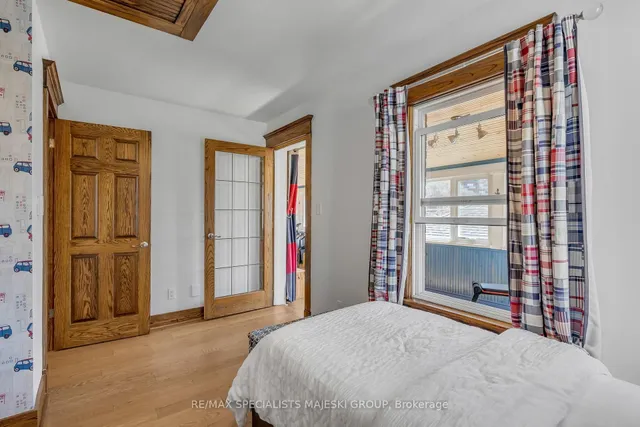 Additional image 30 of 48 Fourth St