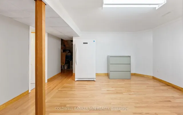 Additional image 42 of 23 Burton Rd