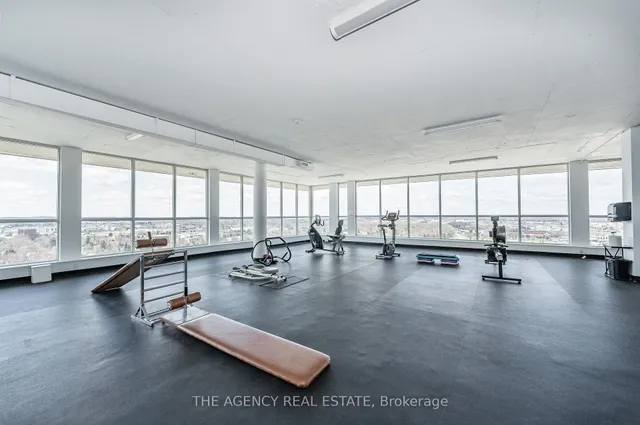 Additional image 49 of 375 King St Unit 507