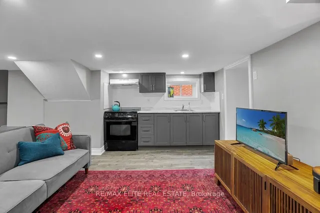 Additional image 25 of 85 Balsam Ave