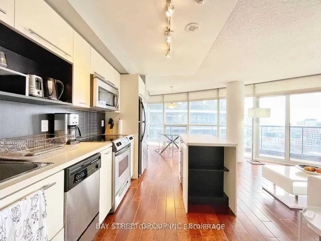 Additional image 9 of 21 Carlton St Unit 1607