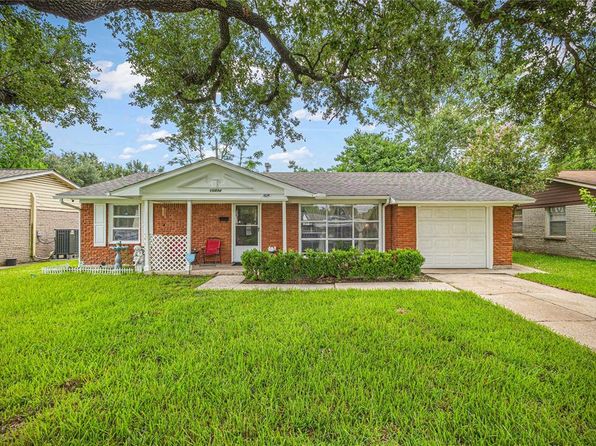 10434 Hinds St, Houston, TX 77034