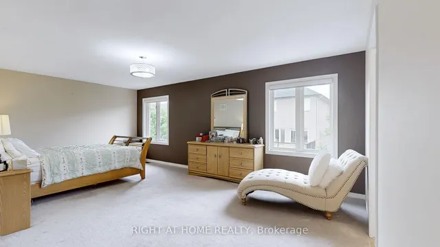 Additional image 25 of 19 Charity Crt