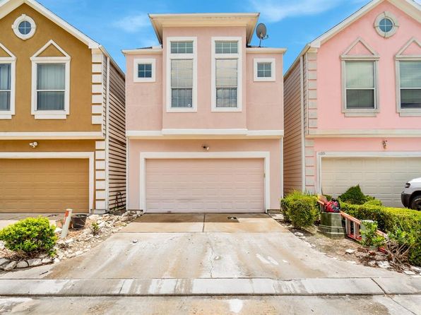 10327 Panther Point Dr, Houston, TX 77099