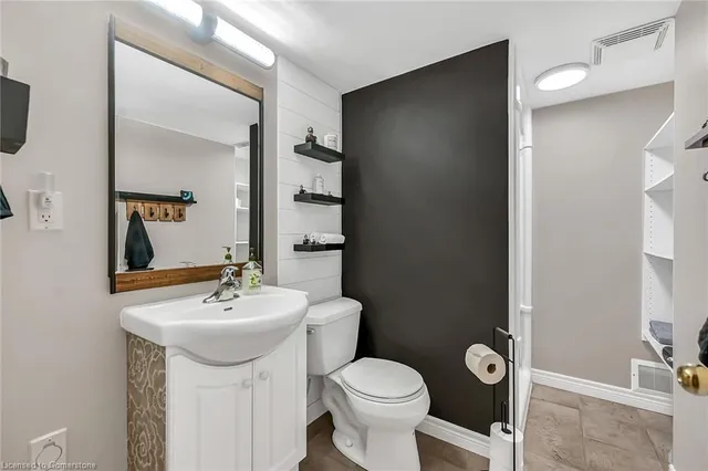 Additional image 26 of 34 Abbotsford Trail