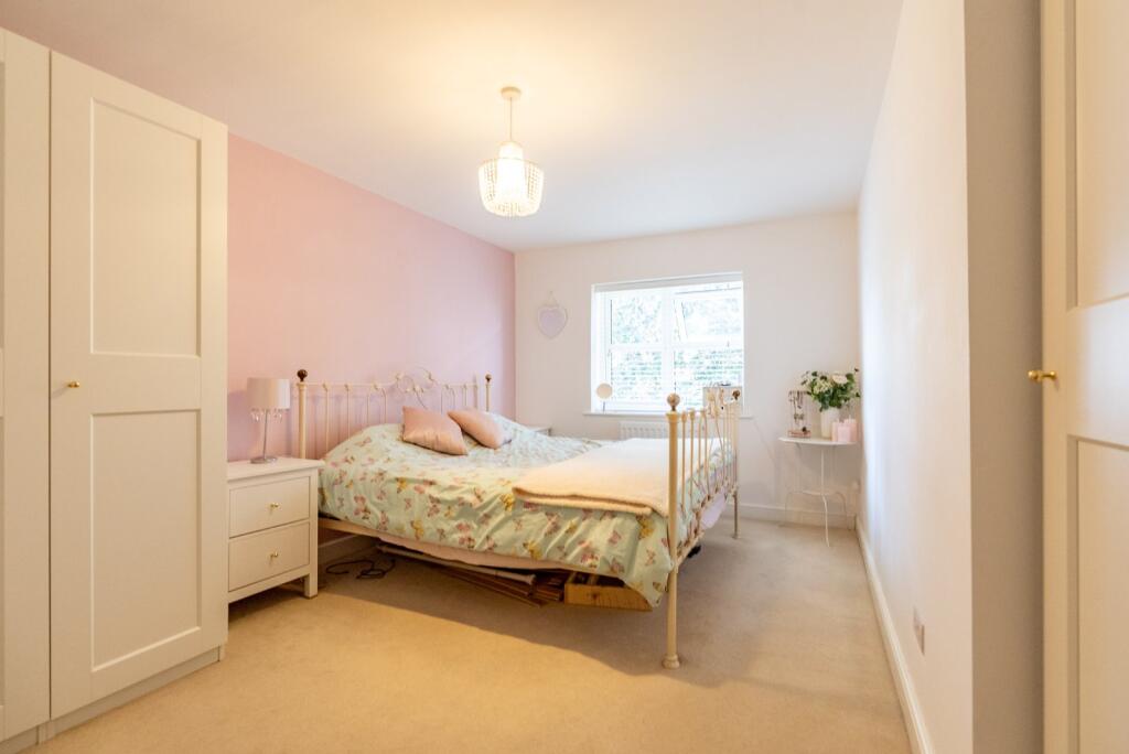 Additional image 12 of Grafton Close, St. Albans, Hertfordshire, AL4