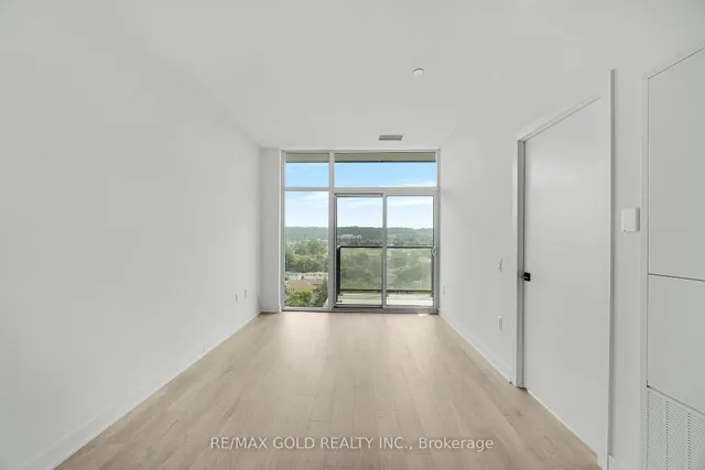 Additional image 19 of 2782 Barton St Unit 803