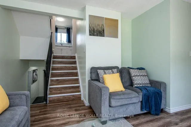 Additional image 17 of 634 Strasburg Rd Unit 3