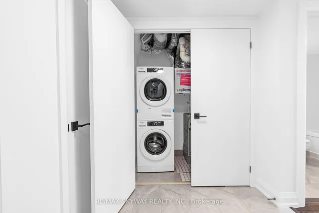 Additional image 20 of 185 Veterans Dr Unit 16