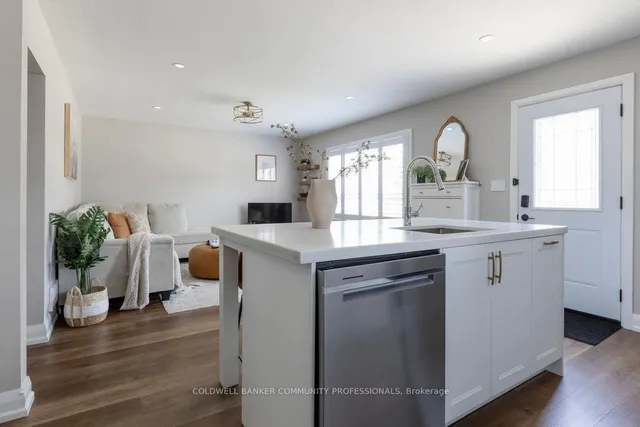 Additional image 13 of 40 Duncombe Dr