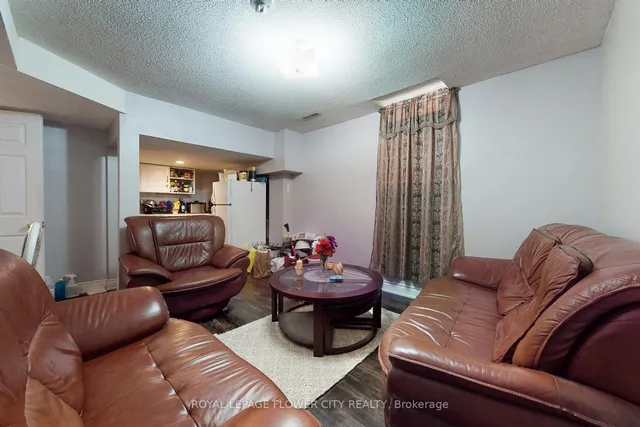 Additional image 28 of 656 Esprit Cres