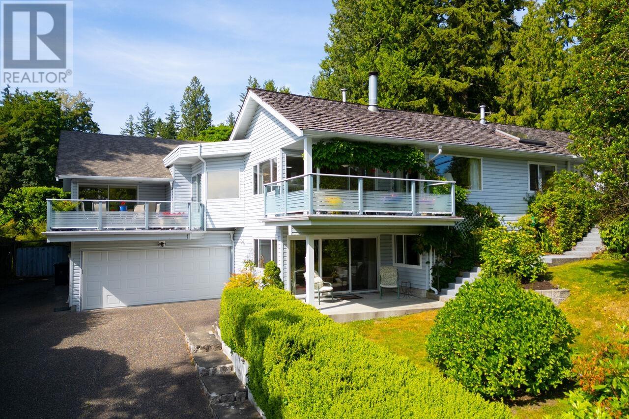 530 E QUEENS ROAD|North Vancouver, British Columbia V7N1H1