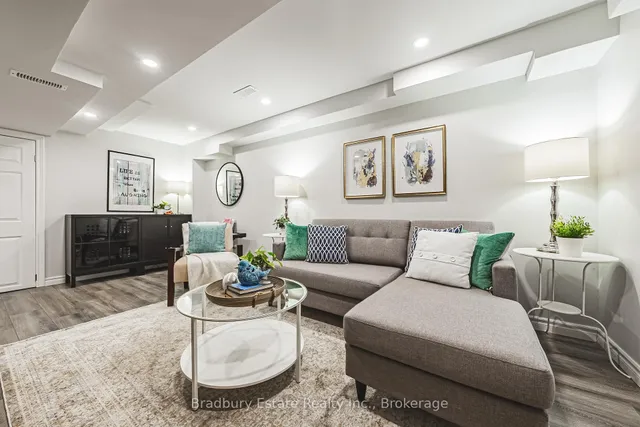 Additional image 29 of 16 Bonhill Blvd