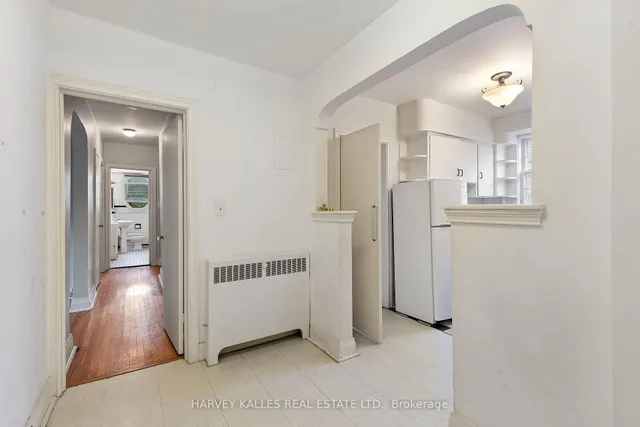 Additional image 17 of 15 Warwick Ave Unit 3