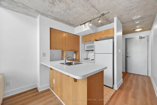 Additional image 7 of 255 Richmond St Unit 814