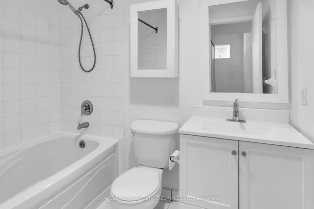 Additional image 21 of 700 King St Unit PH13