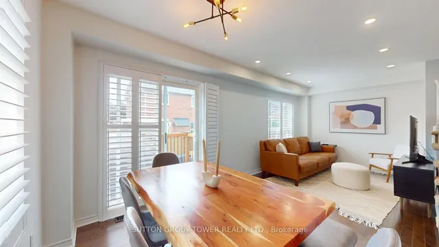 Additional image 25 of 2 Dawson Cres