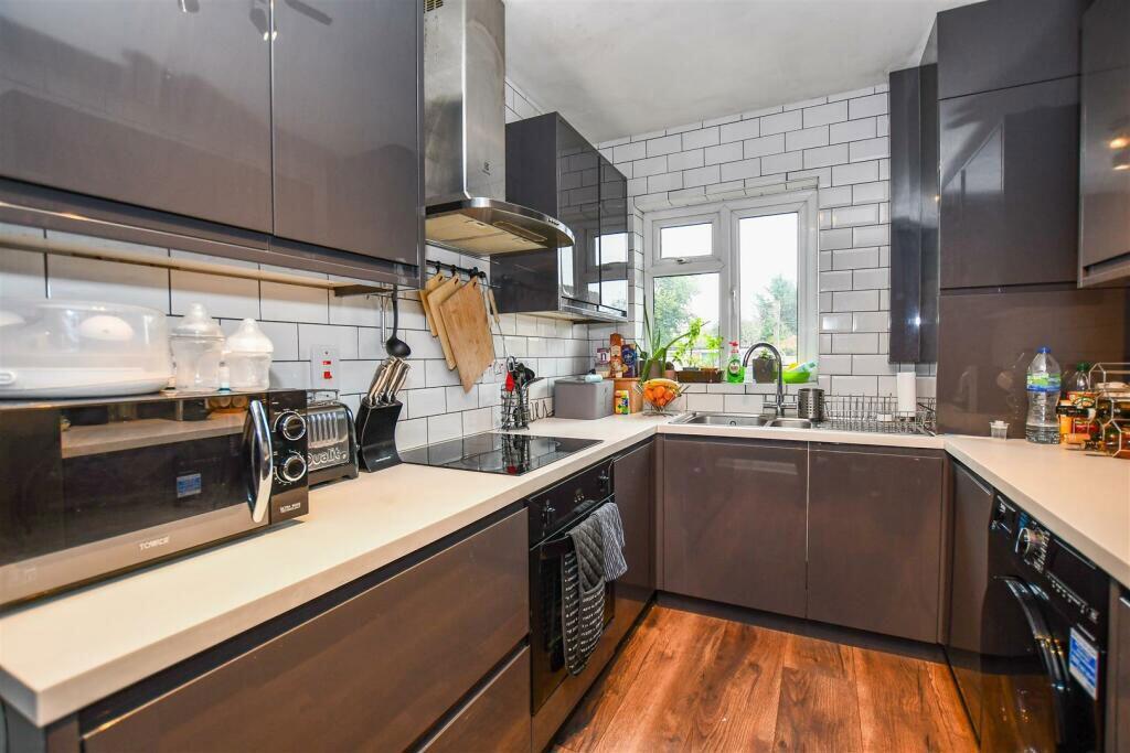 Additional image 12 of High Street, London Colney, St. Albans, Hertfordshire, AL2 1QF