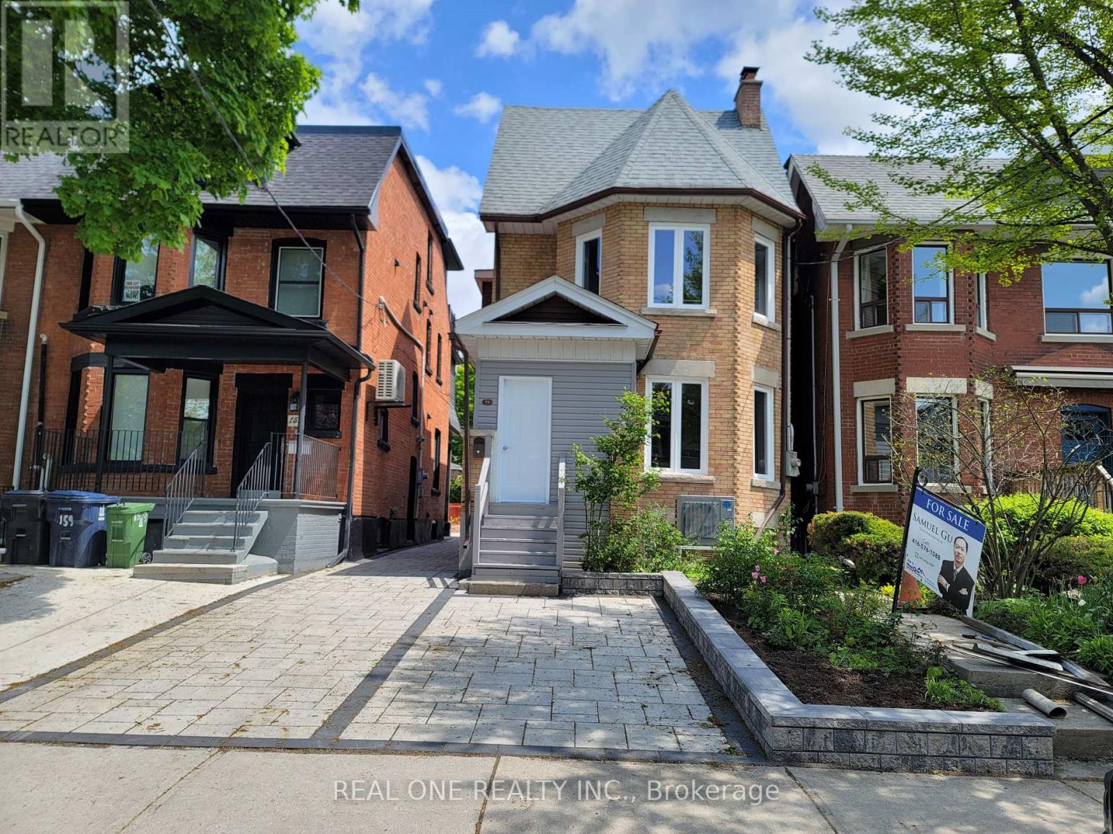 157 GLENHOLME AVENUE|Toronto (Oakwood Village), Ontario M6E3C5
