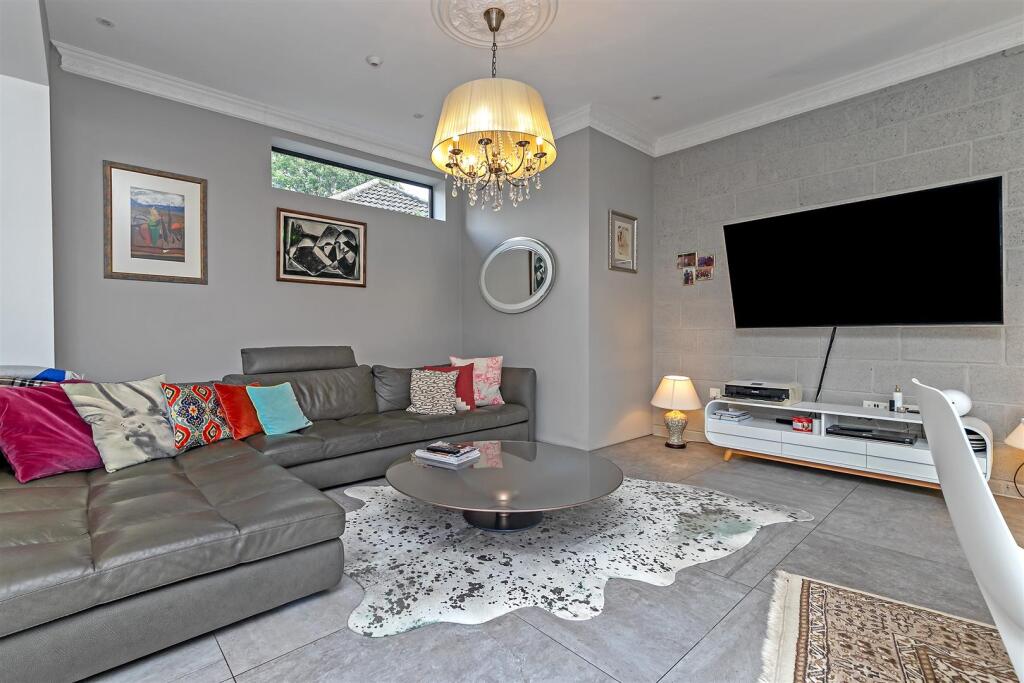 Additional image 4 of West Riding, Bricket Wood, St. Albans