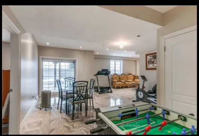 Additional image 24 of 4 Agincourt Circ