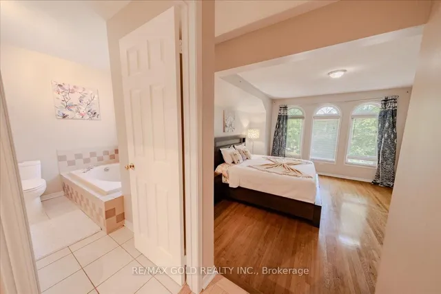 Additional image 23 of 21 Townley Cres