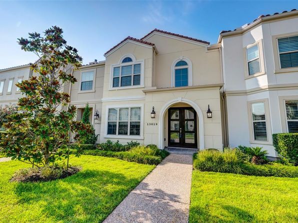 13619 Teal Bluff Ln, Houston, TX 77077