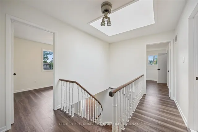 Additional image 23 of 49 Farmhill Crt