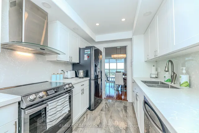 Additional image 11 of 205 Wynford Dr Unit 2004