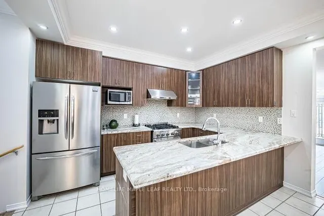 Additional image 21 of 68 Fallmeadow Circ